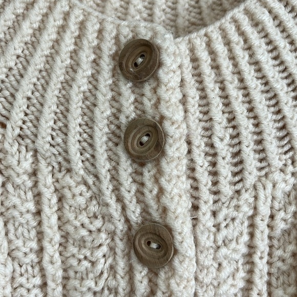 Hand Knit Chunky Sweater Cable Knit Wool Grandma Fisherman Cardigan Cream - Picture 4 of 11